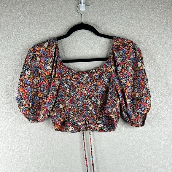 Wild Fable Black Floral 90's Y2K Cropped Festival Short Sleeve Top Size Medium - Picture 3 of 5